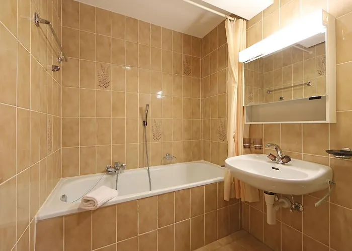 Anemone 2-16 By Interhome Arveyes